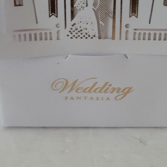 50 White & Gold Castle Laser Cut Wedding Favor Boxes Assembled - Picture 2 of 11